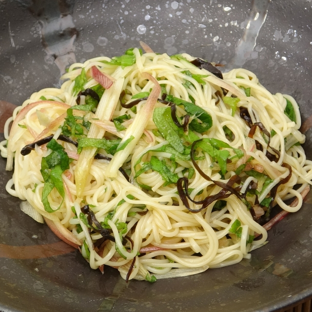 簡単レシピ愛好家さんの大葉たっぷりとみょうがのそうめん